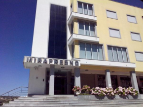  Hotel Mirafresno  Миранда-Ду-Дору